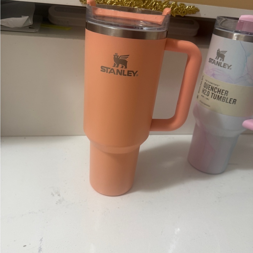 Stanley Coral Orange Insulated Travel Mug with Handle - Picture 7 of 12